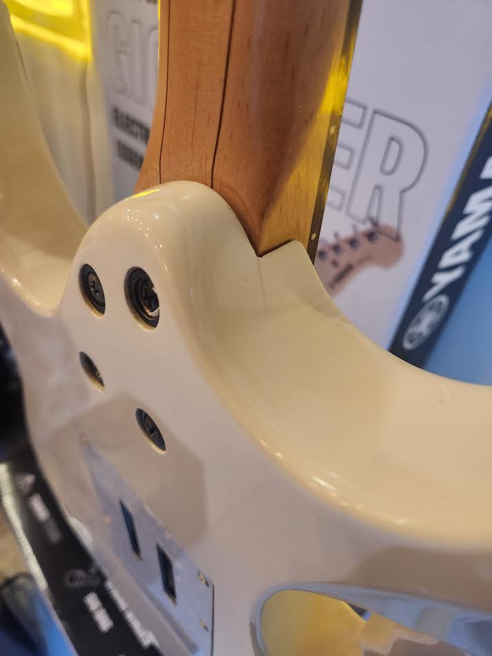 USED - Ibanez JEMJRWH White Steve Vai Jem Junior Signature 6