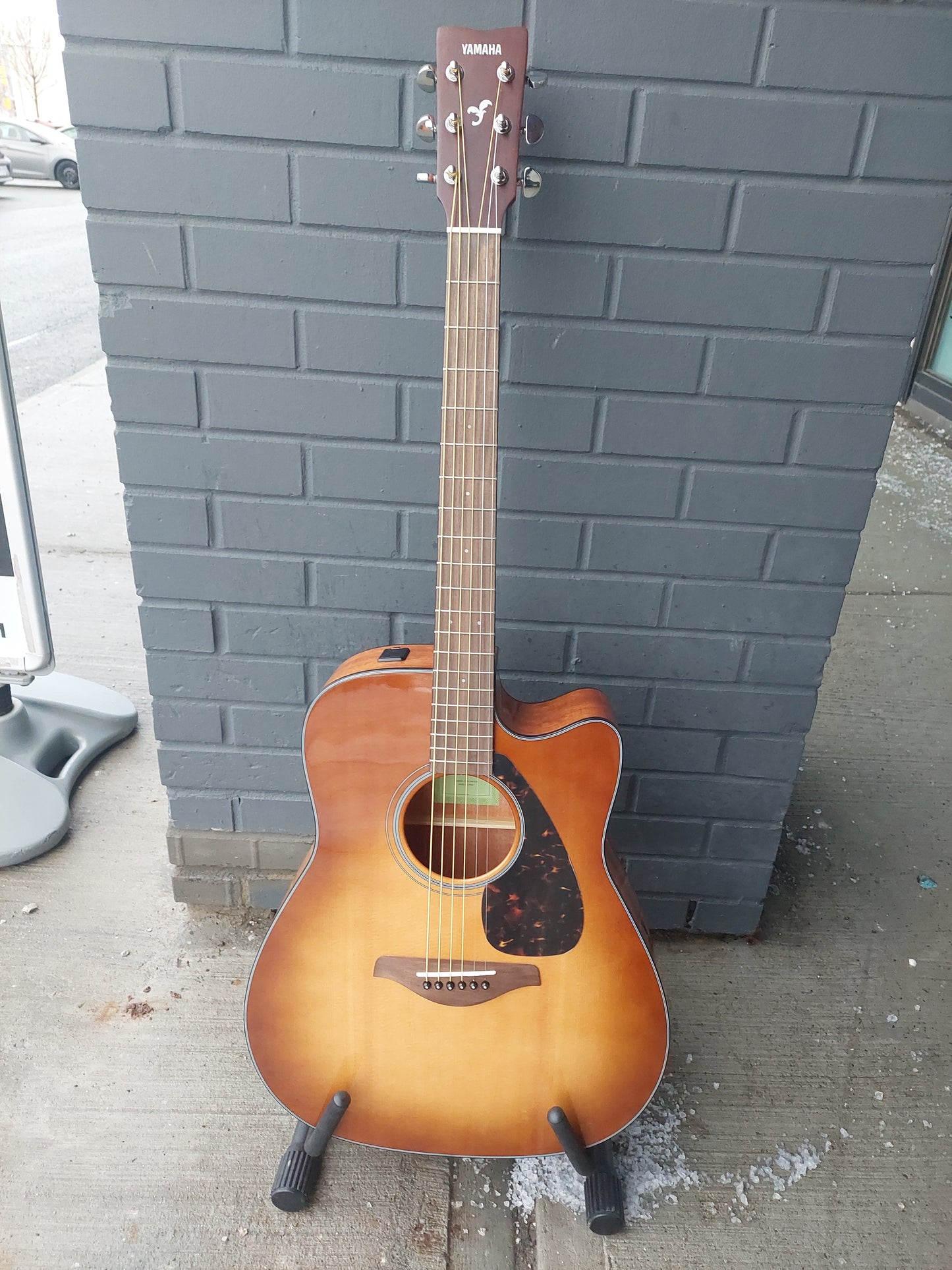 Yamaha FGX800C Acoustic Guitar