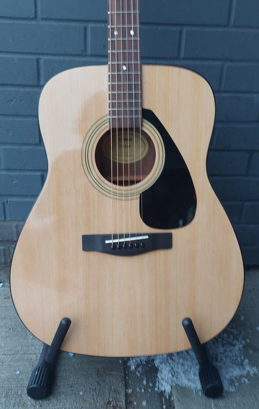 Yamaha F310P Folk Acoustic Guitar