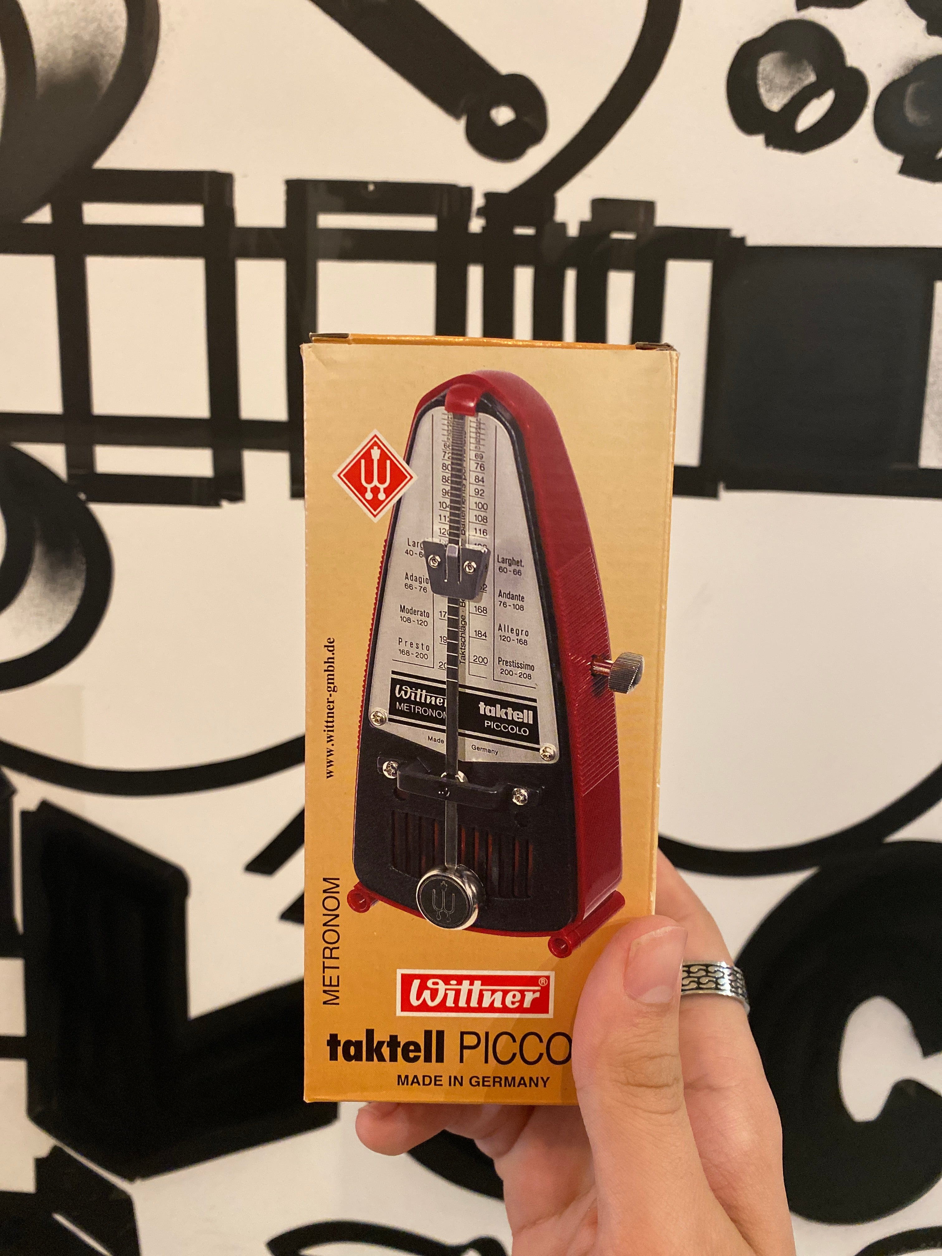 Wittner 834 Taktell Piccolo Metronome, Ruby