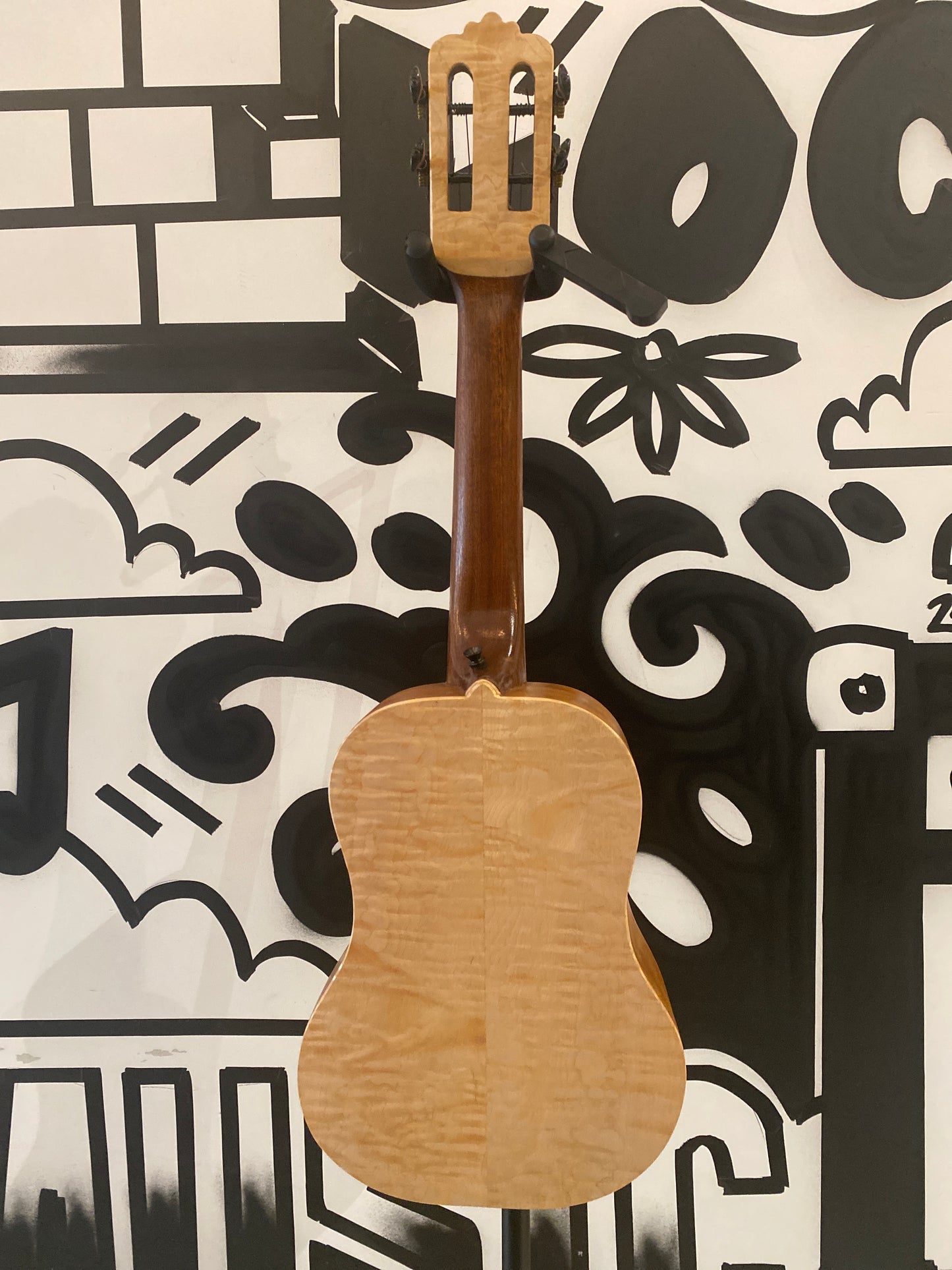 Tenor ukulele - Costume Made by Milky Way Ukuleles