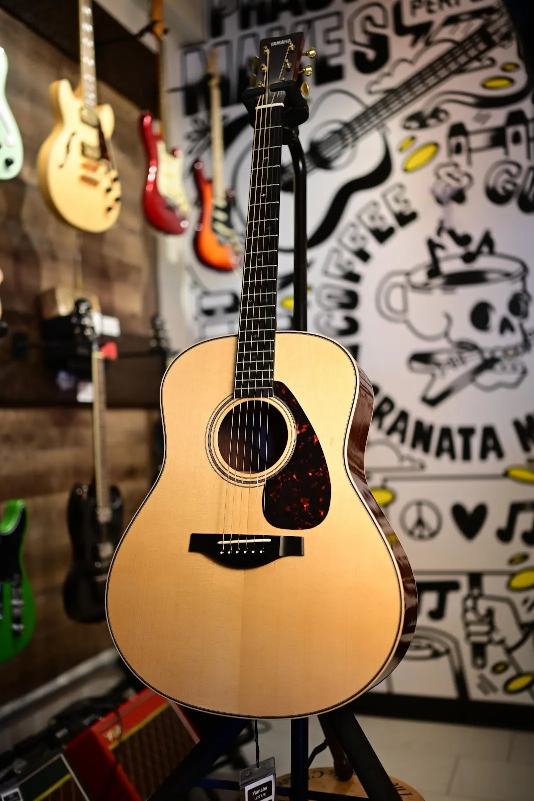 Yamaha LL26 ARE Original Jumbo Acoustic Electric Guitar