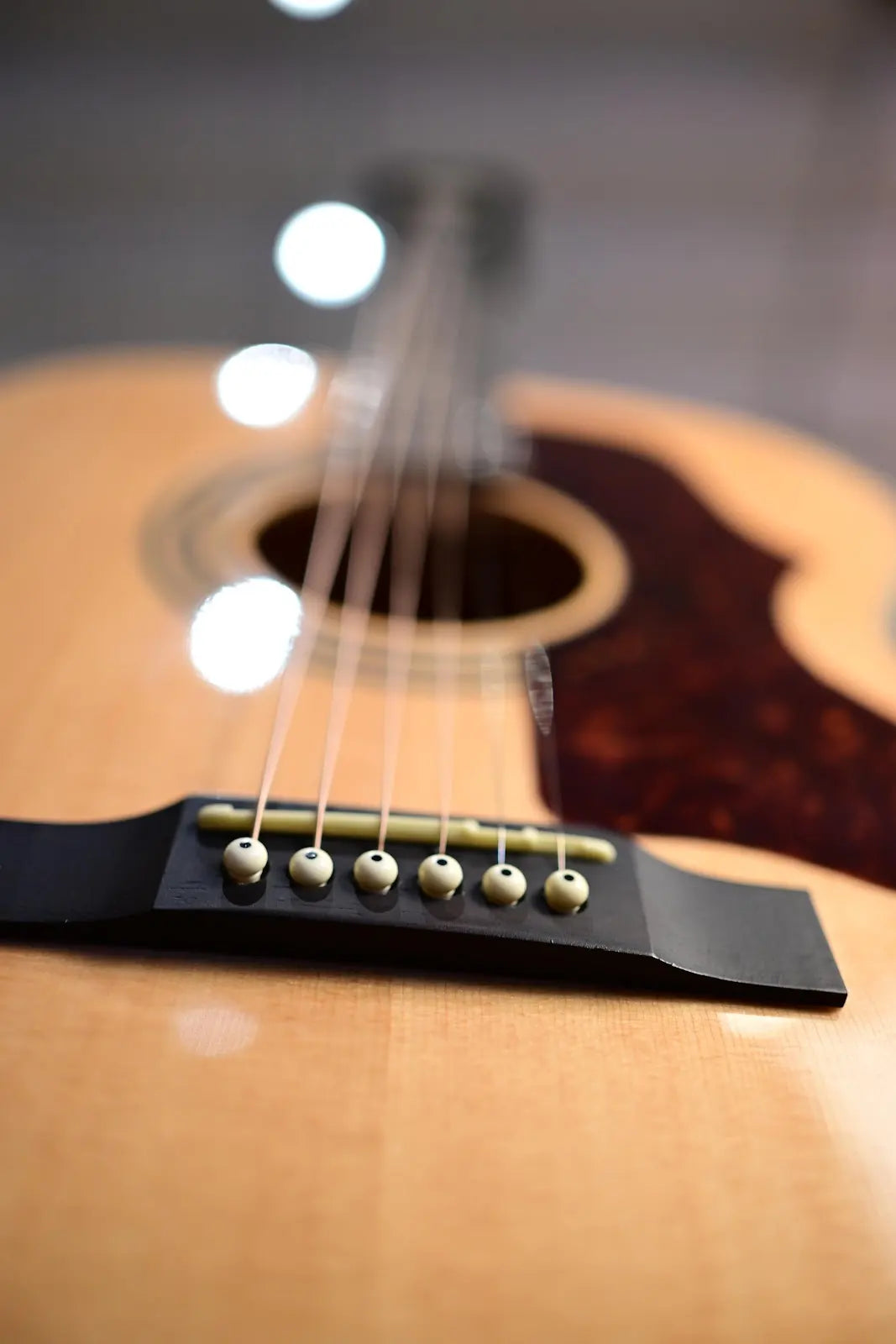 Epiphone EJ 200 Artist Jumbo Acoustic Guitar - Natural