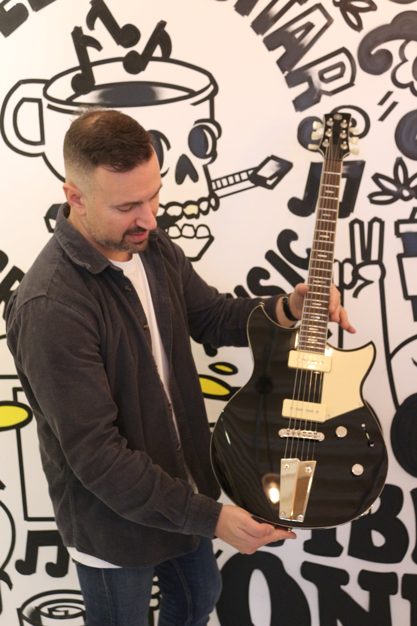 RSS02T Revstar II Standard Series Electric Guitar with Gigbag - Black