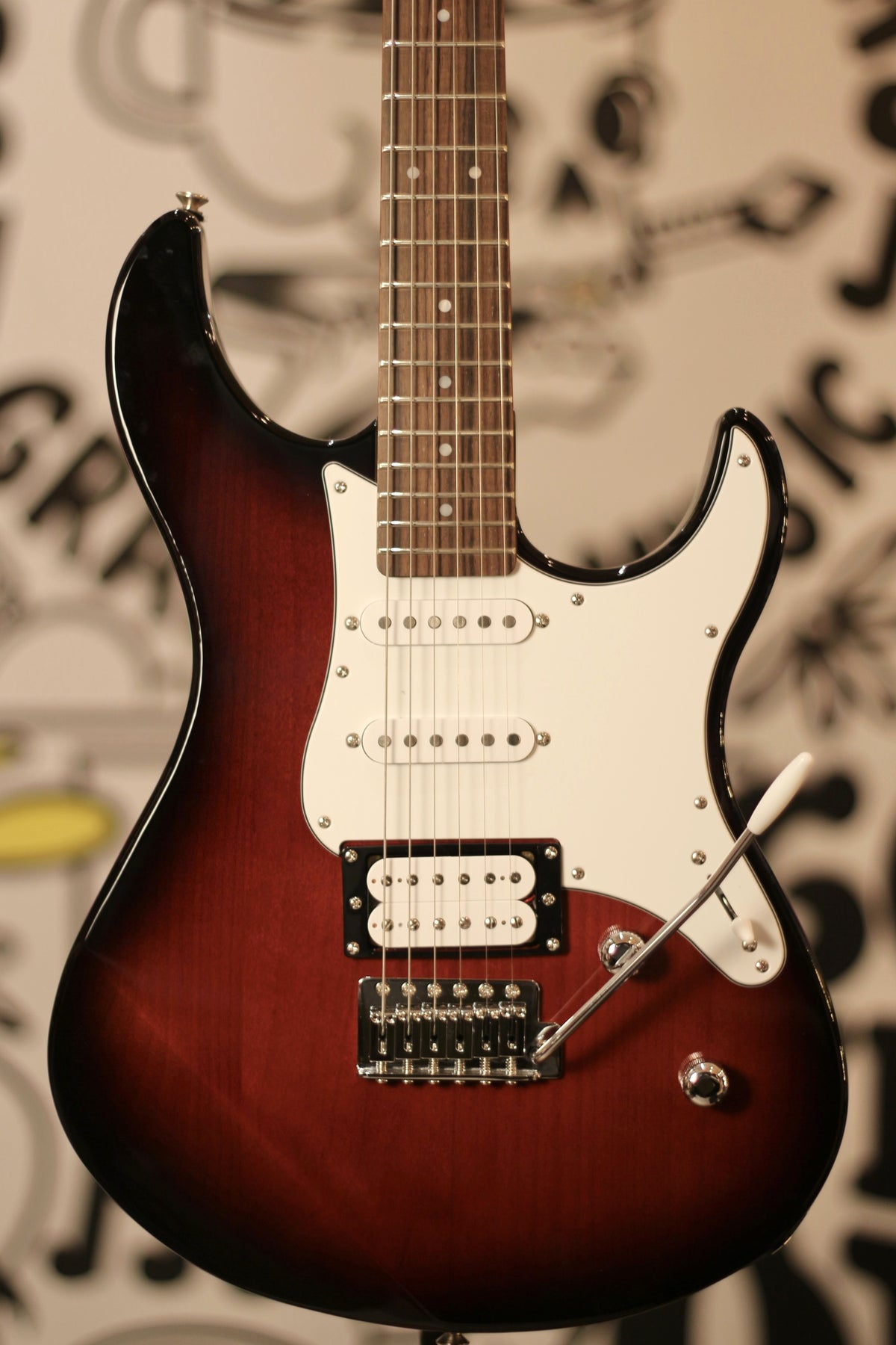 Yamaha Pacifica PAC112V Electric Guitar