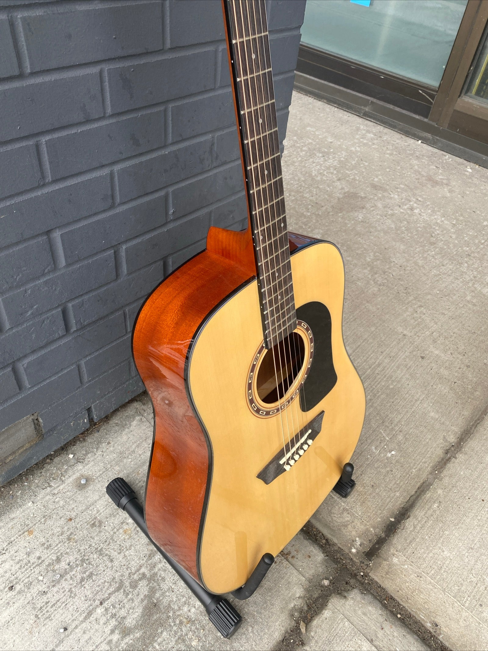 FOR RENT: Washburn AD5K | Daily, Weekly, Monthly