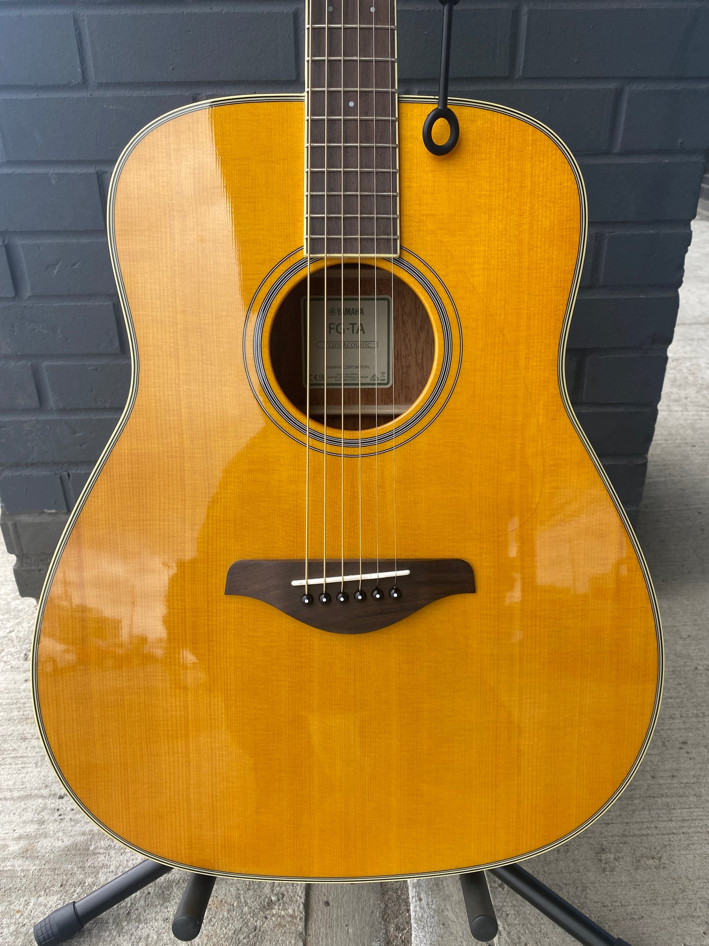 Yamaha FG TransAcoustic Guitar