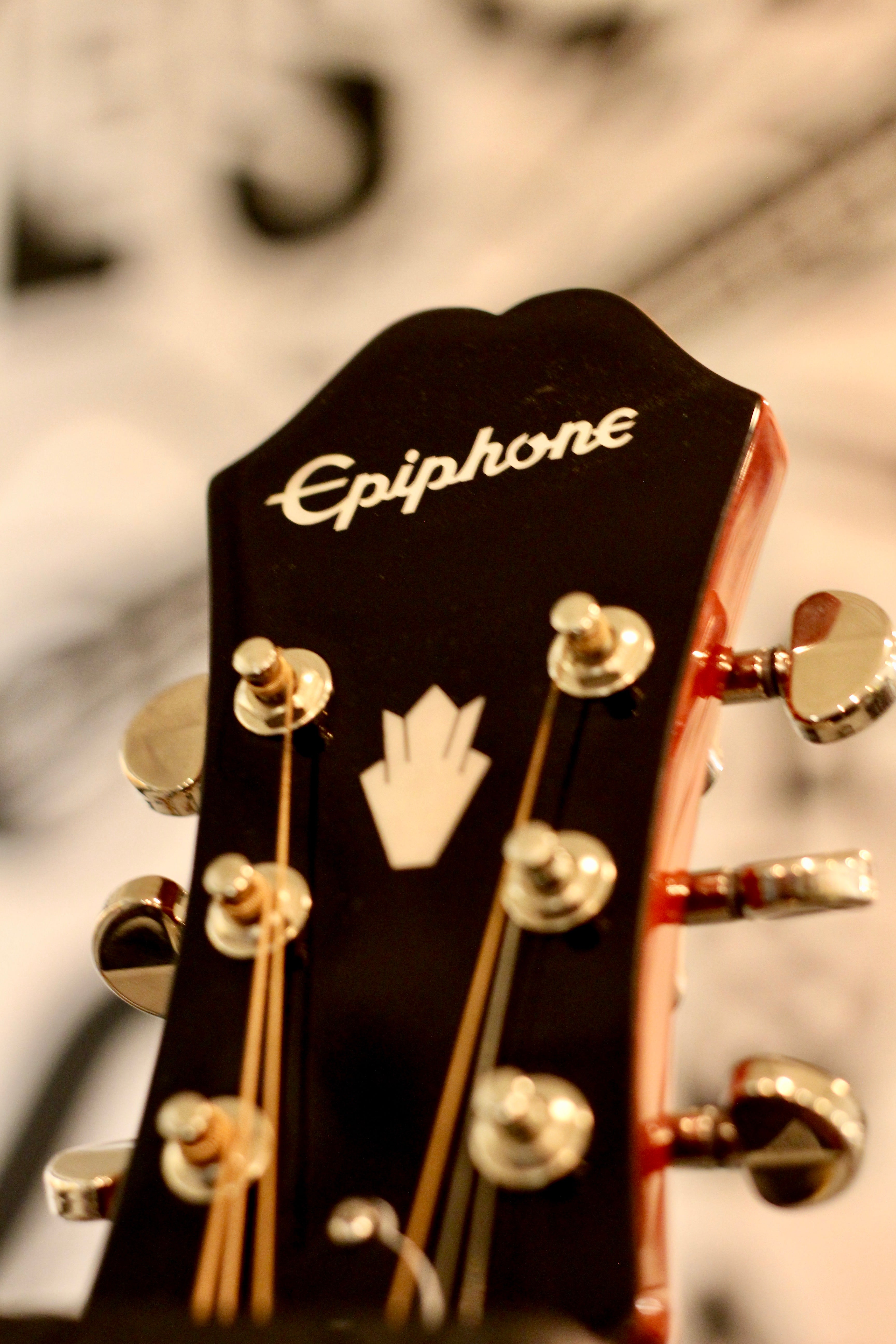 Epiphone Hummingbird Finish Aged Cherry Sunburst Gloss - Acoustic Electric