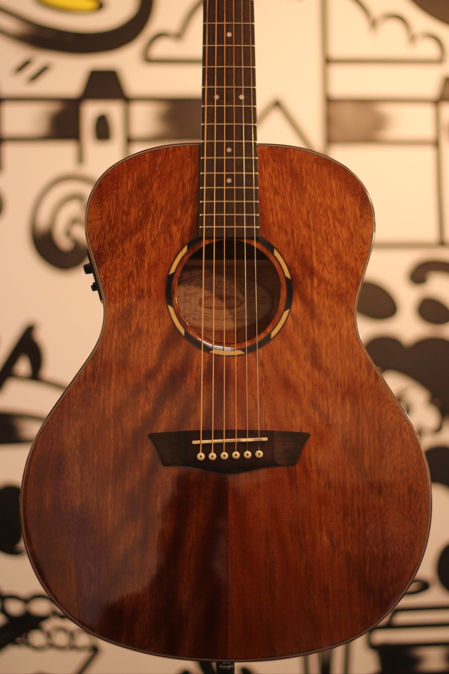 Washburn Woodline Series Orchestra Acoustic Guitar - Natural Gloss