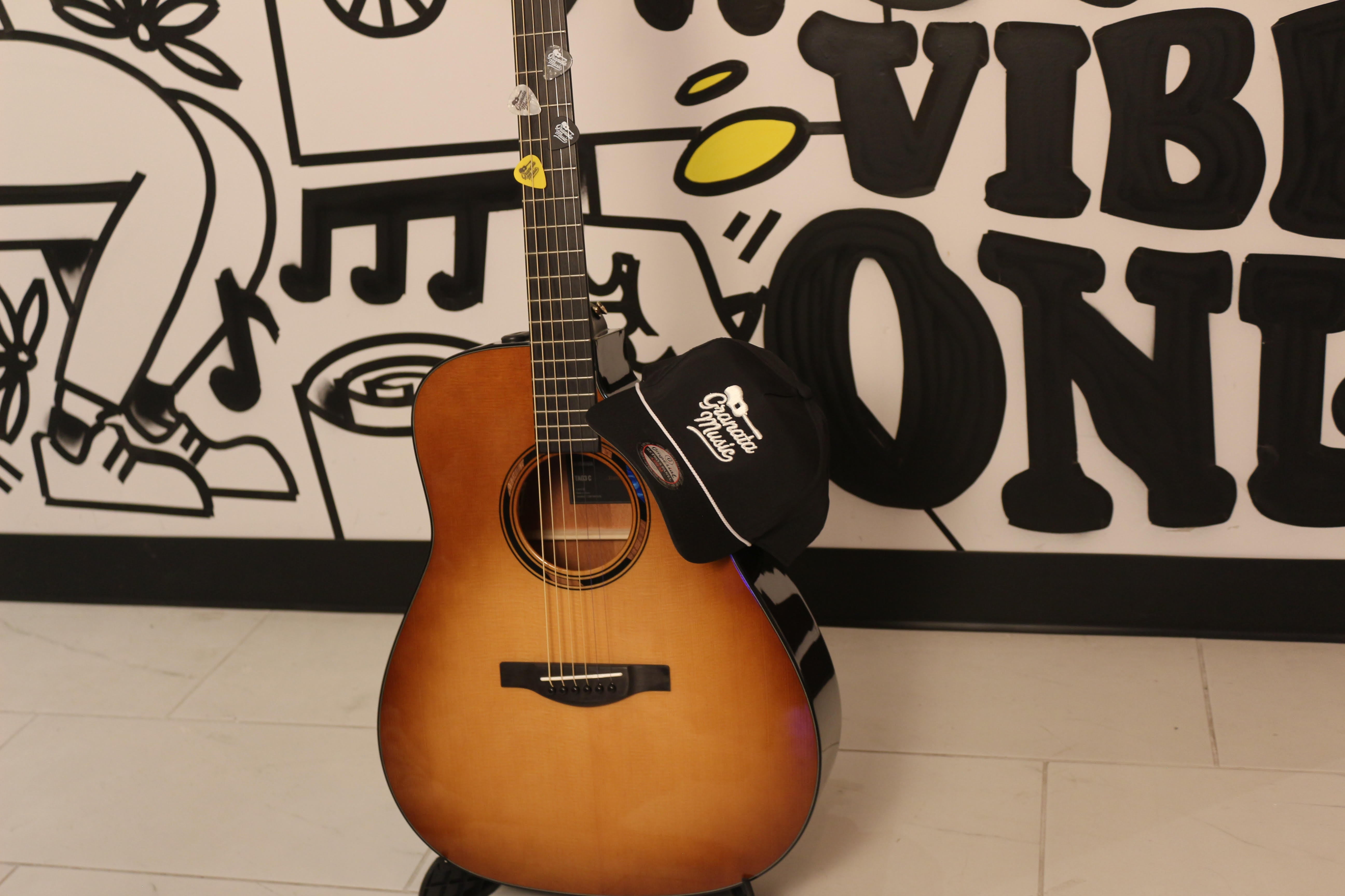 Granata Music Hat