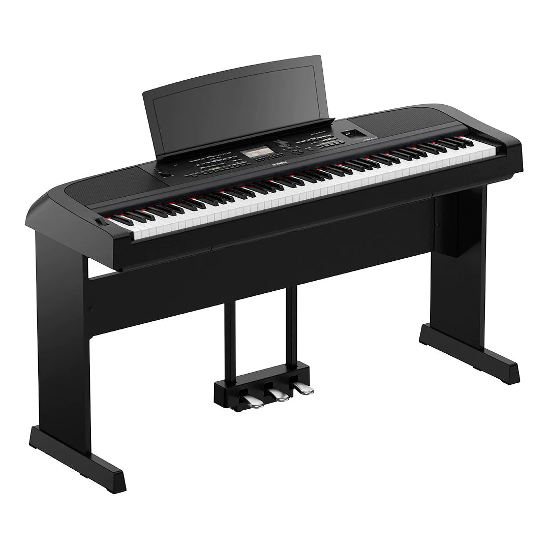 Yamaha DGX-670 Black