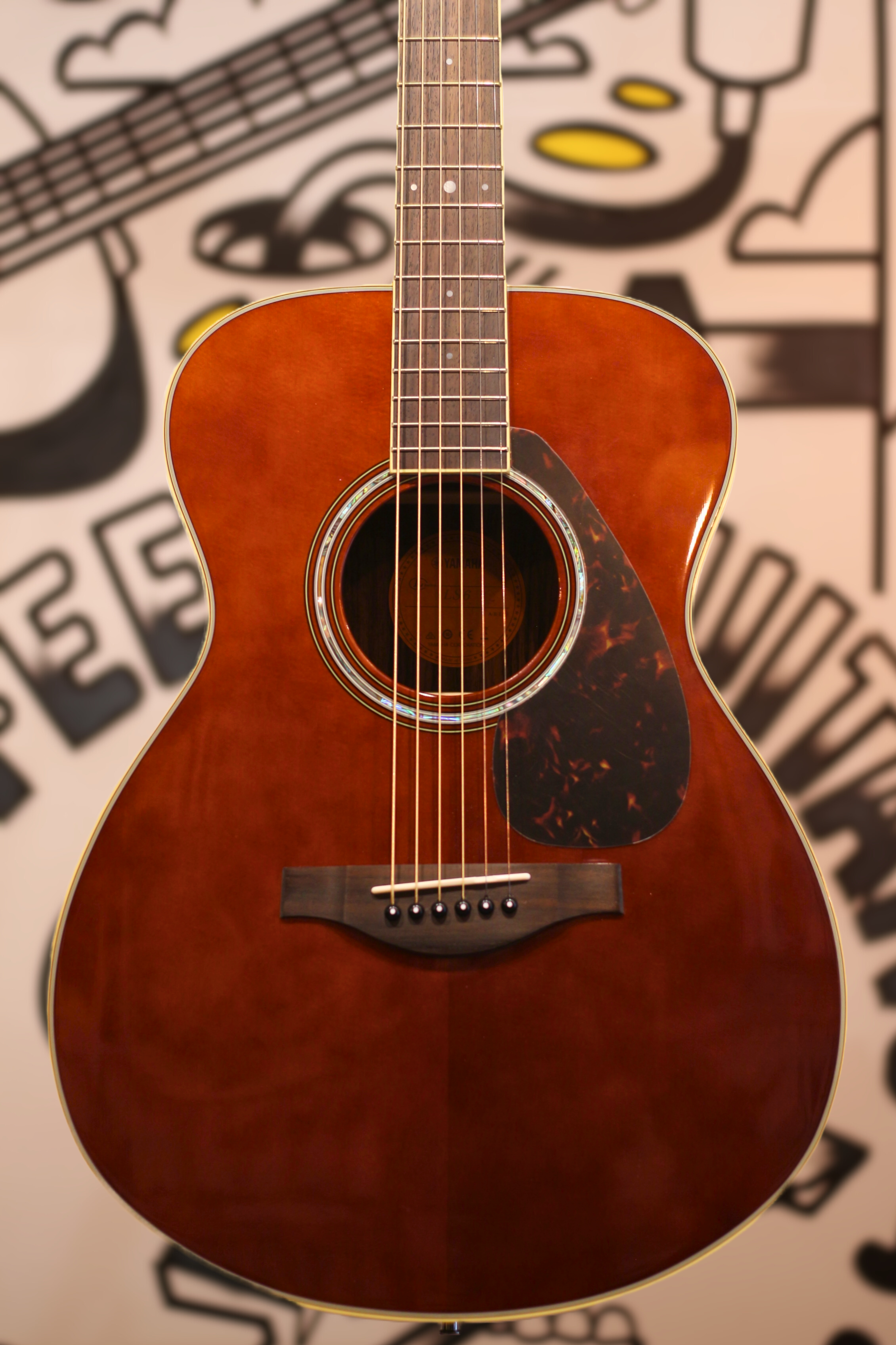 Yamaha LS6 ARE Folk Acoustic Guitar - Dark Tinted