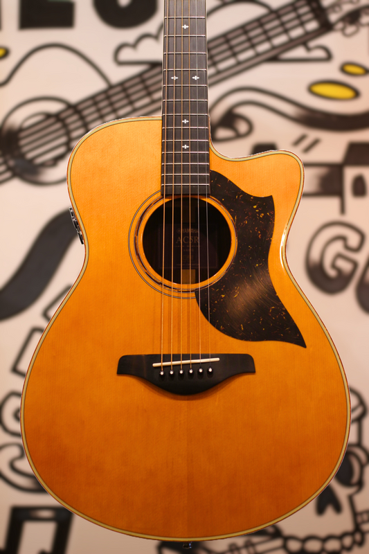 Yamaha AC5R ARE Concert Acoustic Electric Guitar with Hardshell Case - Vintage Natural