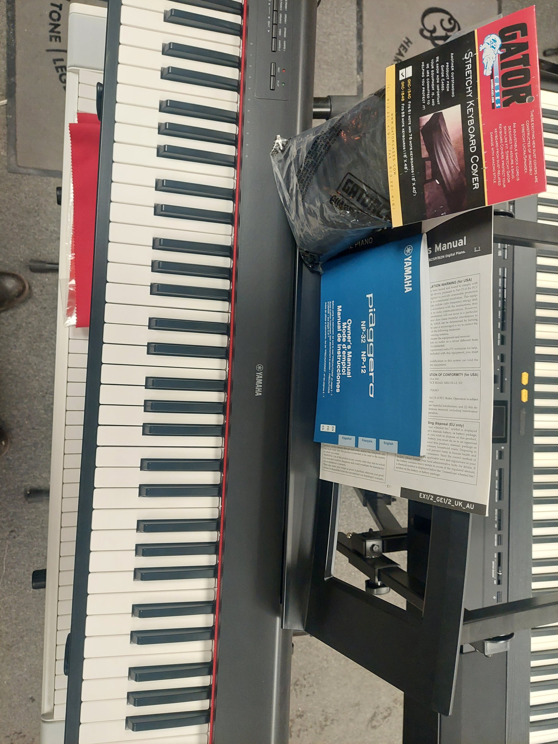 yamaha piaggero np-12 pedal Yamaha NP32 76-Key Lightweight Portable Keyboard, Black – Granata Music Ltd