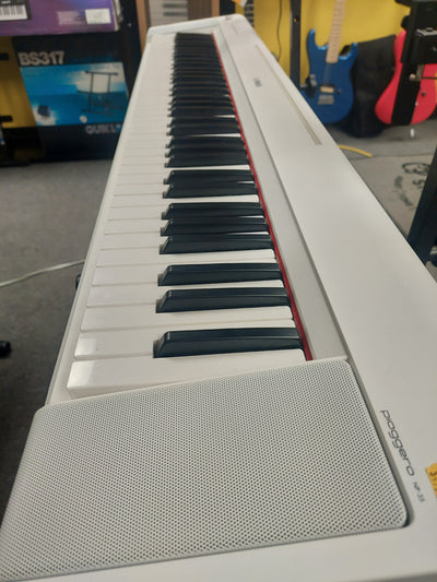 Yamaha Piaggero NP-35 Digital Piano - White
