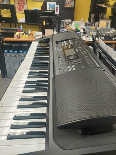 KORG EK-50 Entertainer Keyboard