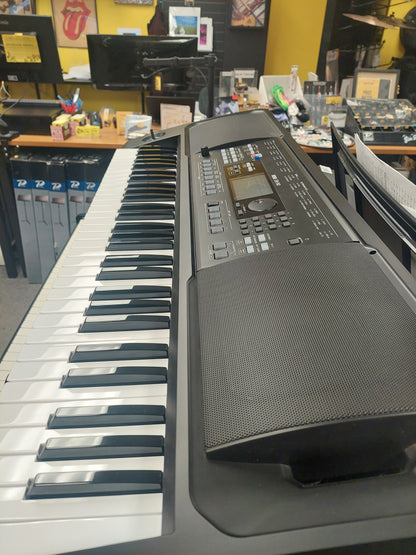 KORG EK-50 Entertainer Keyboard