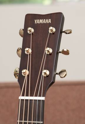 Yamaha TAG3 C Trans Acoustic Guitar with Gigbag | Minor Body Damage