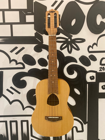 Tenor ukulele - Costume Made by Milky Way Ukuleles