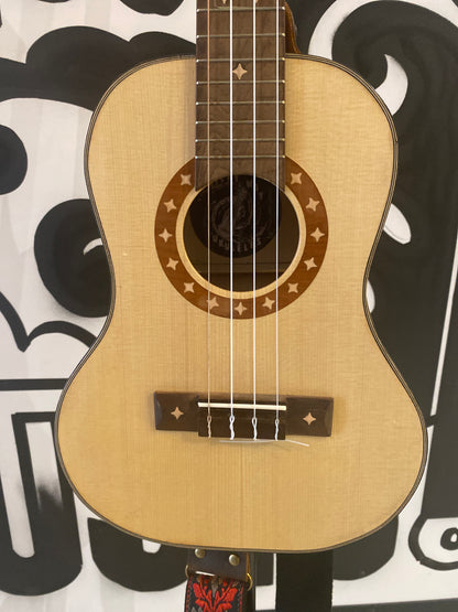 Tenor ukulele - Costume Made by Milky Way Ukuleles w/EQ