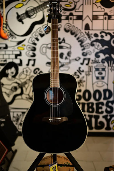 Yamaha FG-TA TransAcoustic Guitar