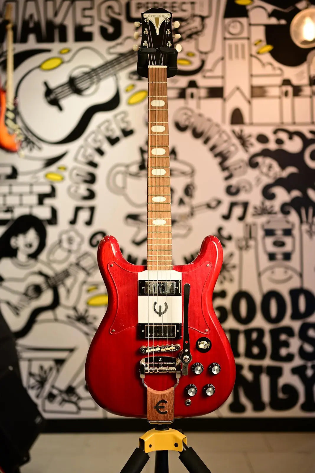 Epiphone Crestwood Custom with Tremotone Tailpiece - Cherry [Pickguard Finish Flaw]