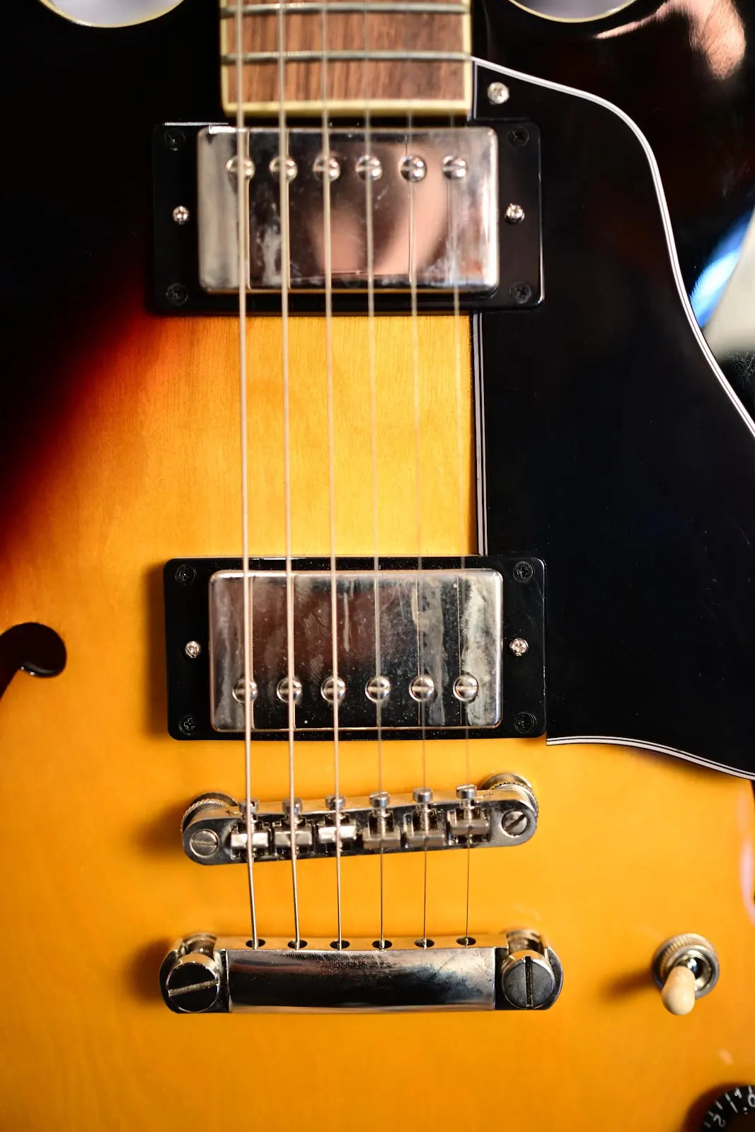 Epiphone ES-335 Semi-Hollow Electric Guitar