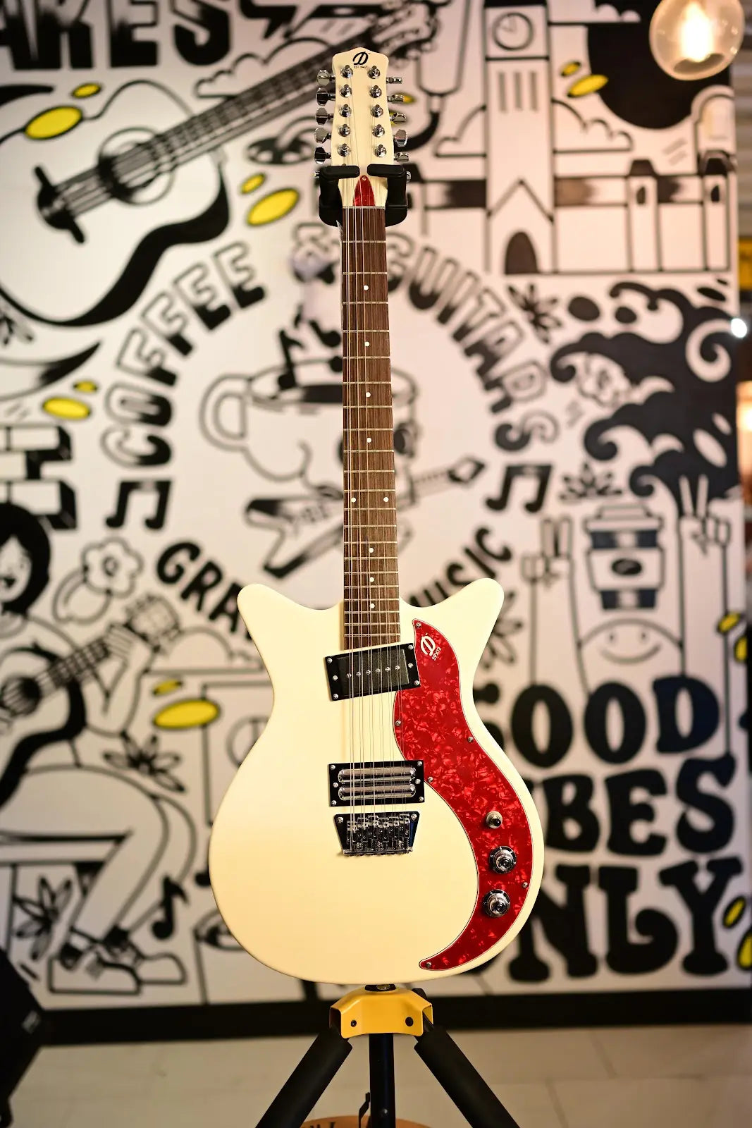 Danelectro 59X12 12-String Electric Guitar - Vintage Cream