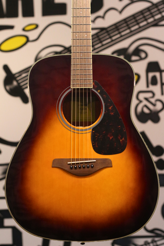Yamaha FG820 Acoustic Guitar - Brown Sunburst