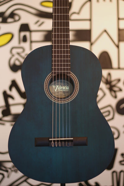 Valencia VC204 4/4 Classical Guitar