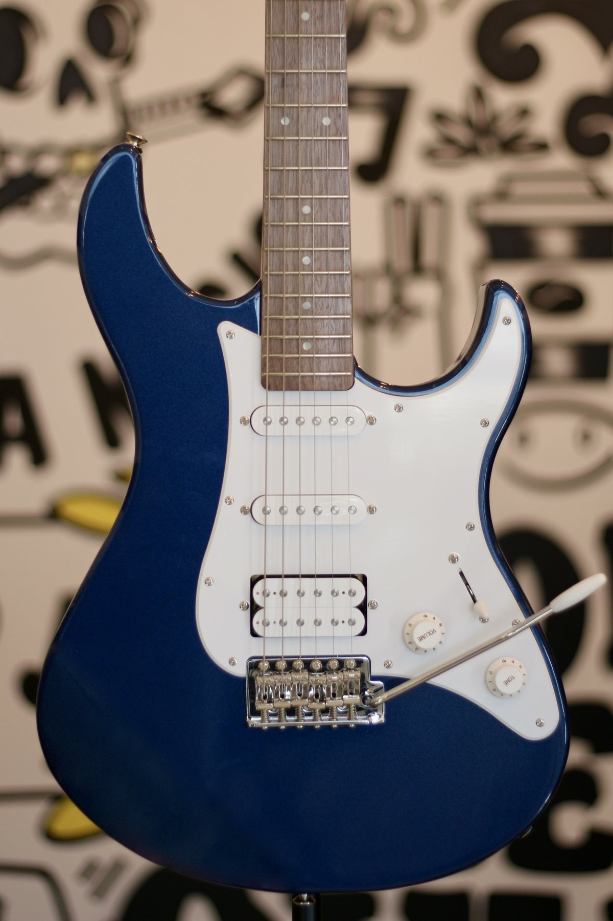 Yamaha Pacifica PAC012 Electric Guitar