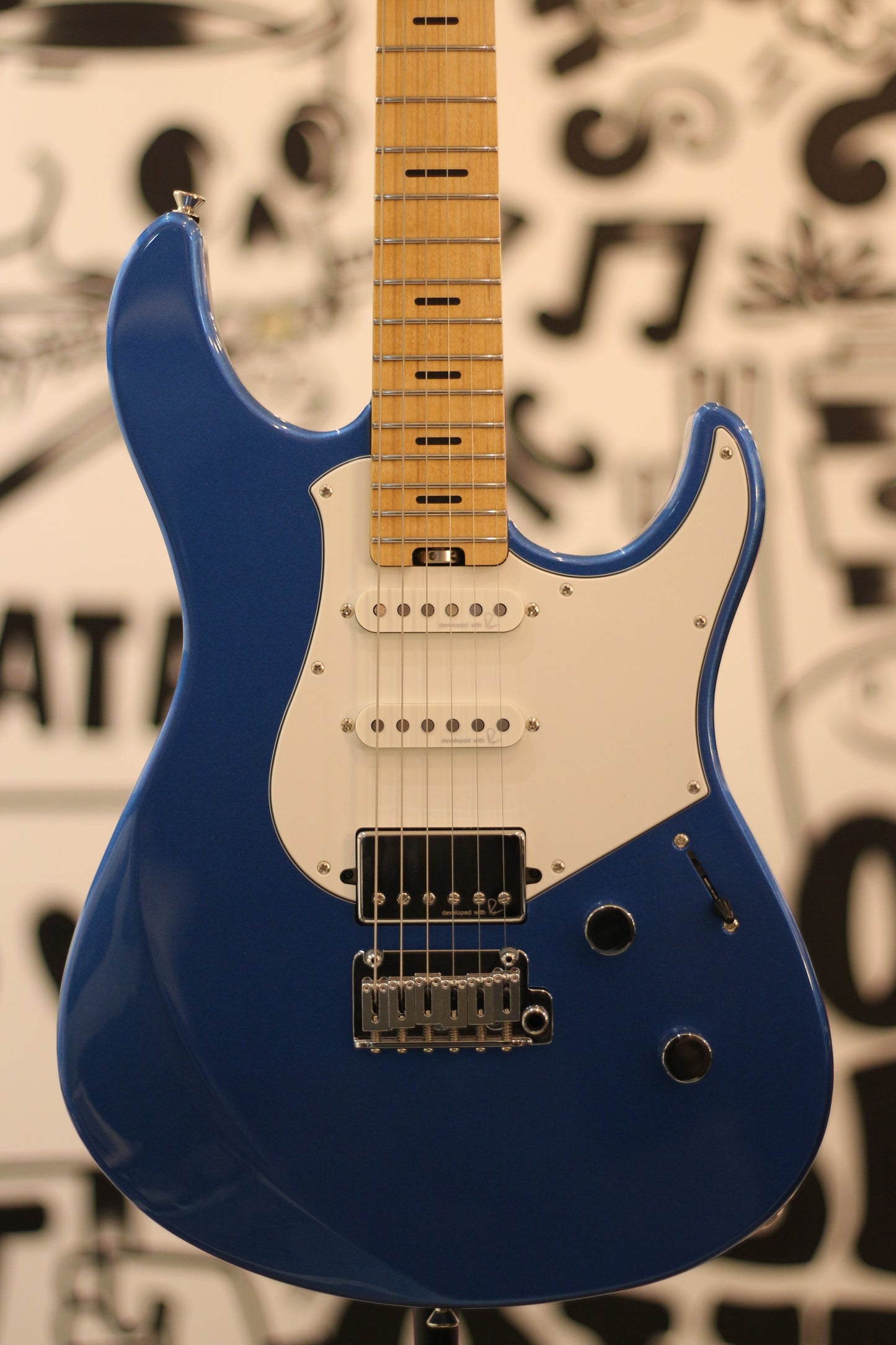 Yamaha Pacifica Standard Plus 12 Electric Guitar - Sparkle Blue