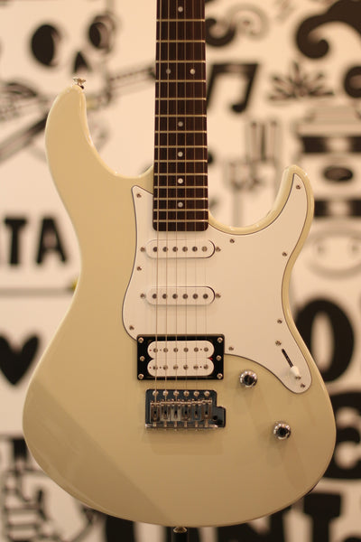 Yamaha Pacifica PAC112V Electric Guitar