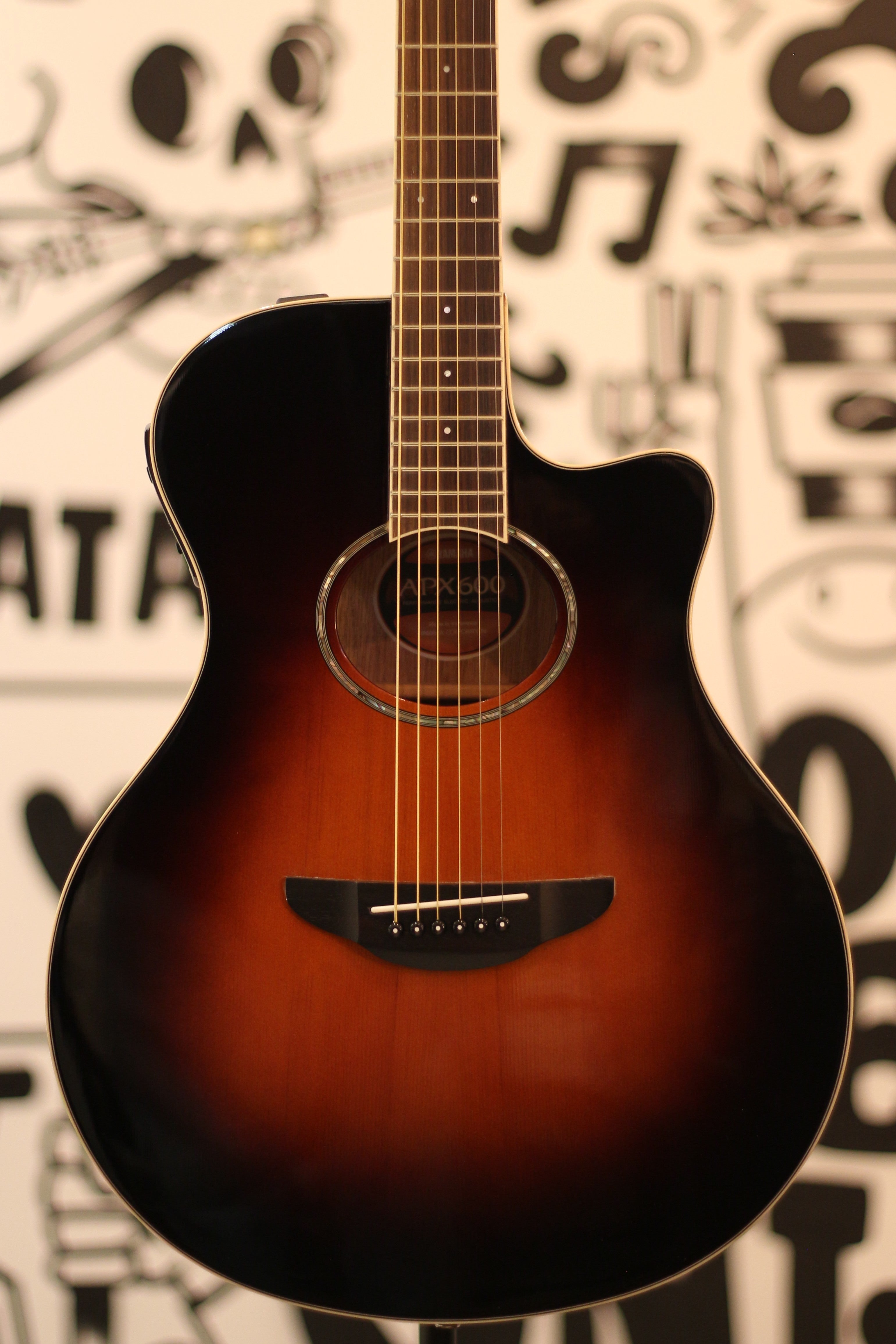 Yamaha APX600 Electric Acoustic Guitar – Granata Music Ltd