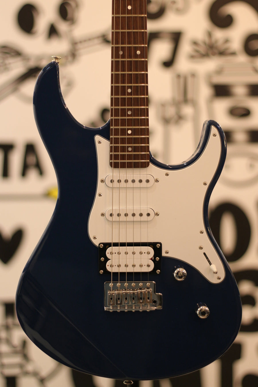 Yamaha Pacifica PAC112V Electric Guitar