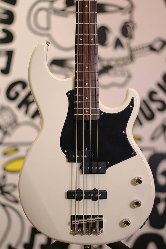 Yamaha BB234 Bass Guitar - Vintage White