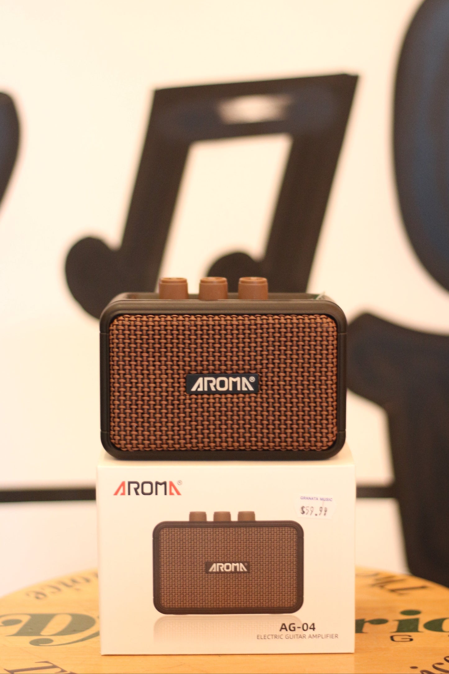 Aroma Rechargeable Portable 5W Mini Guitar Amplifier AG-04