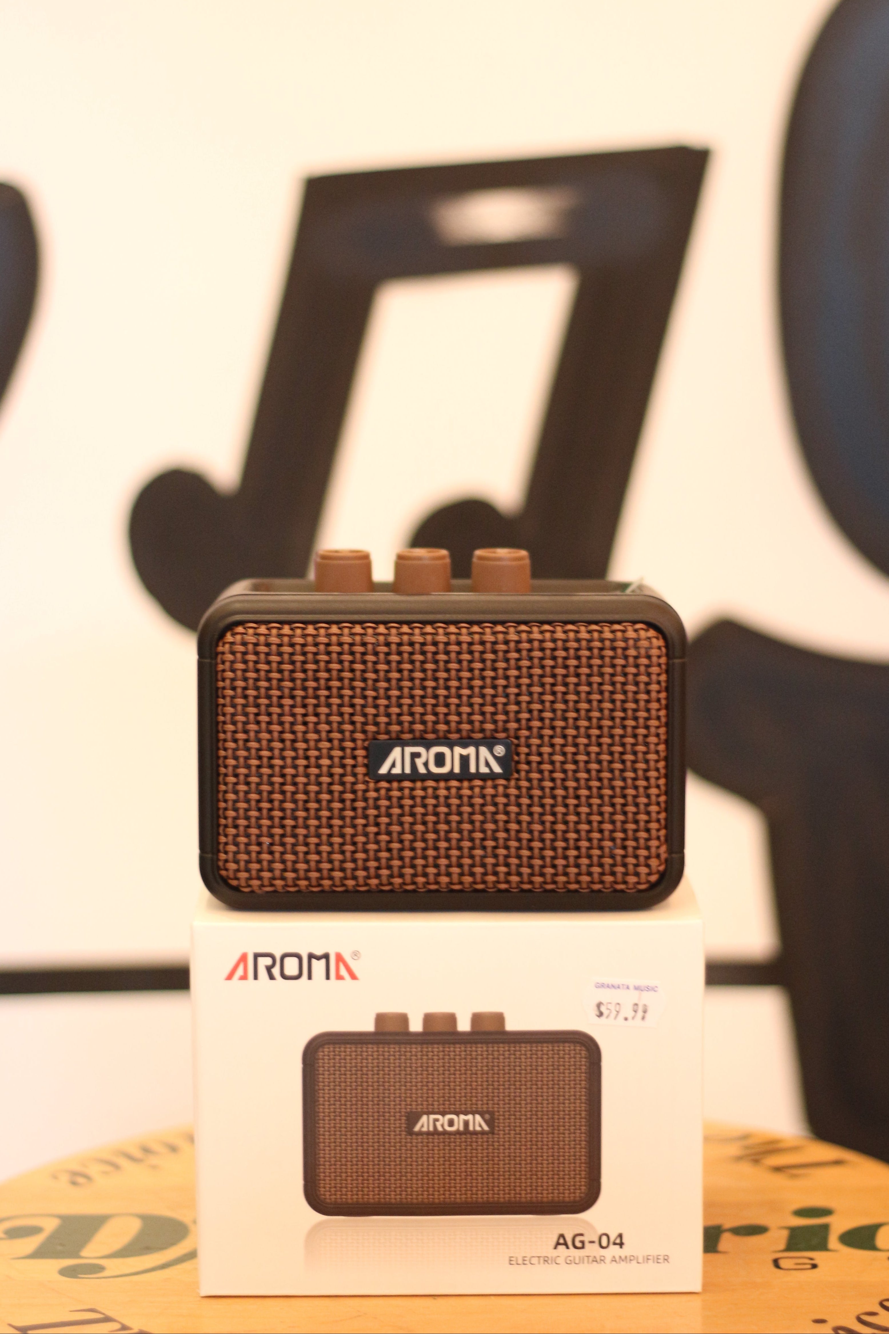 Aroma Rechargeable Portable 5W Mini Guitar Amplifier AG-04