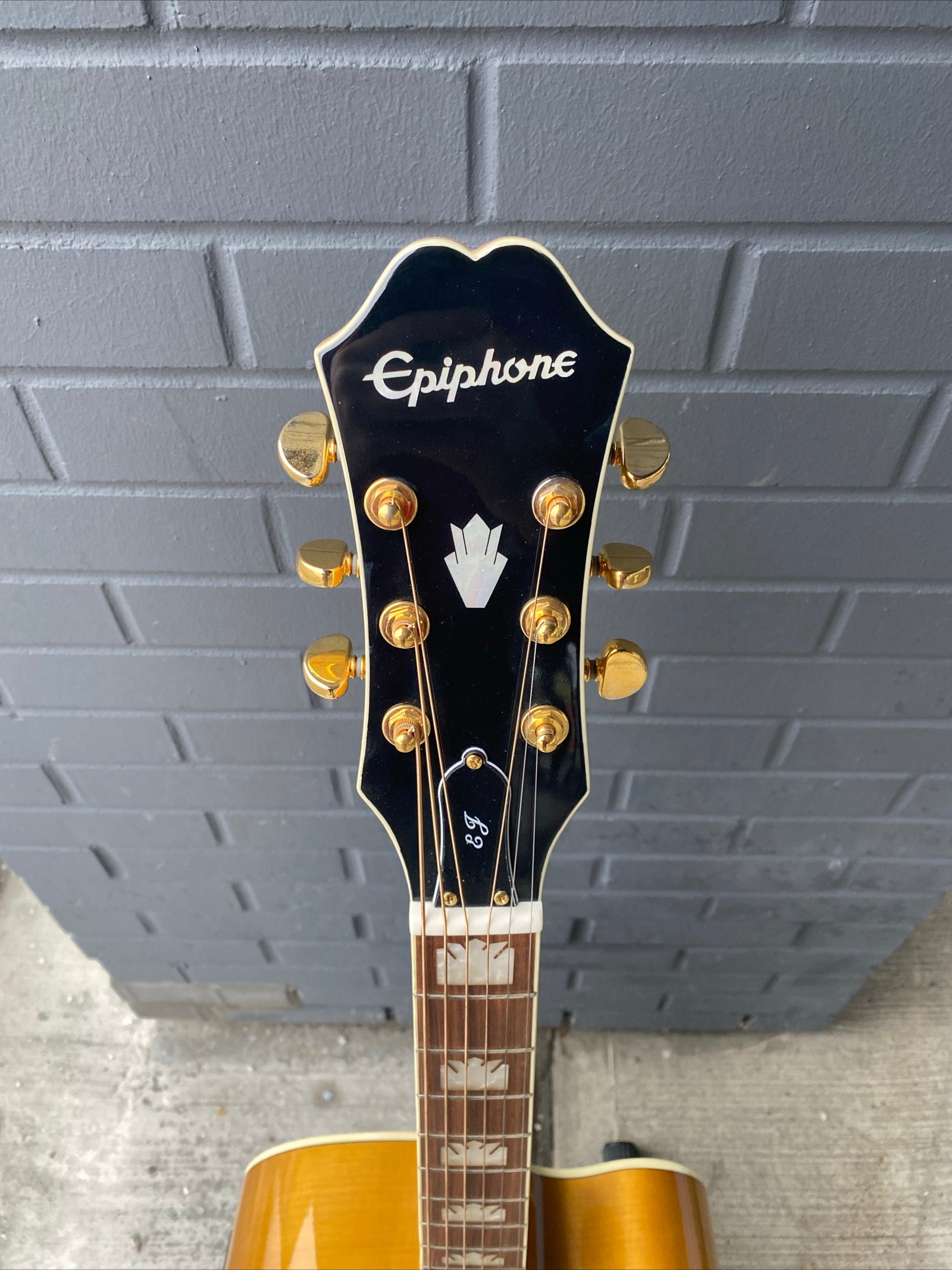 Epiphone EJ-200SCE - Natural – Granata Music Ltd