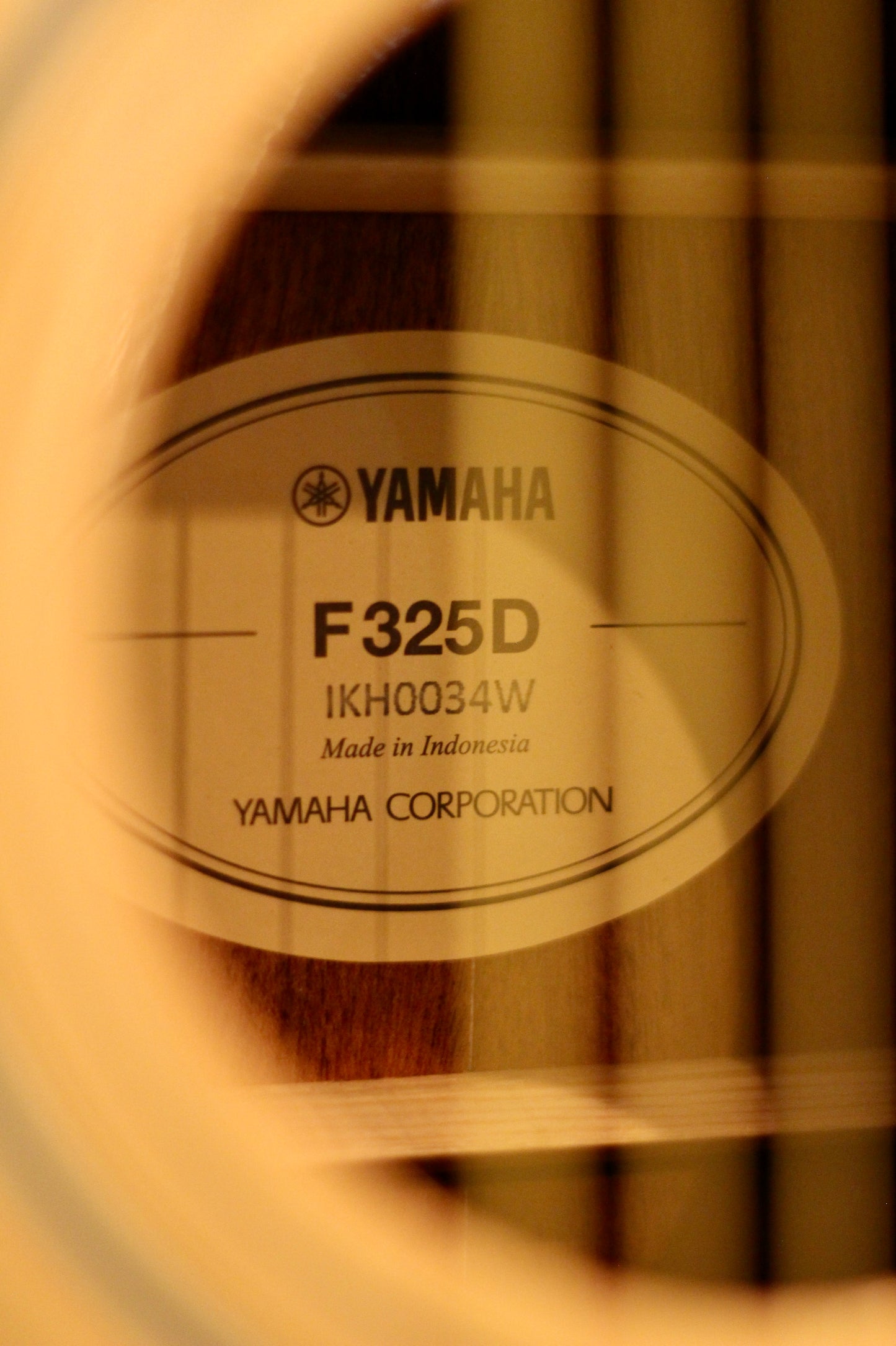 Yamaha F325D Acoustic Guitar
