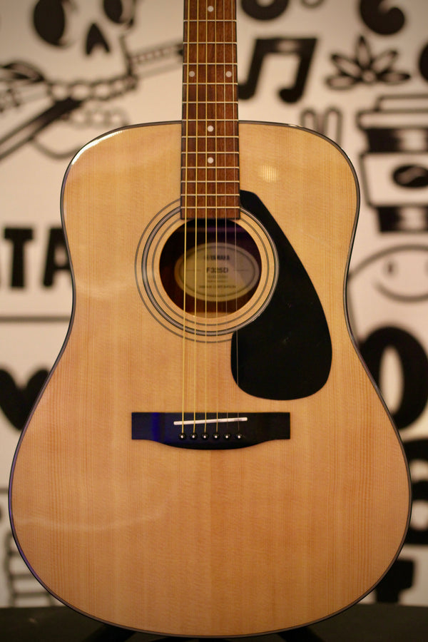 Yamaha F325D Acoustic Guitar