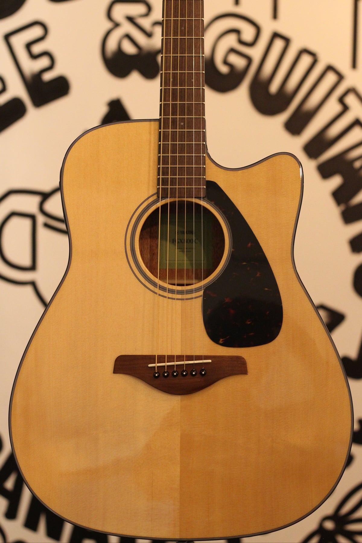 Yamaha FGX800C Acoustic Guitar