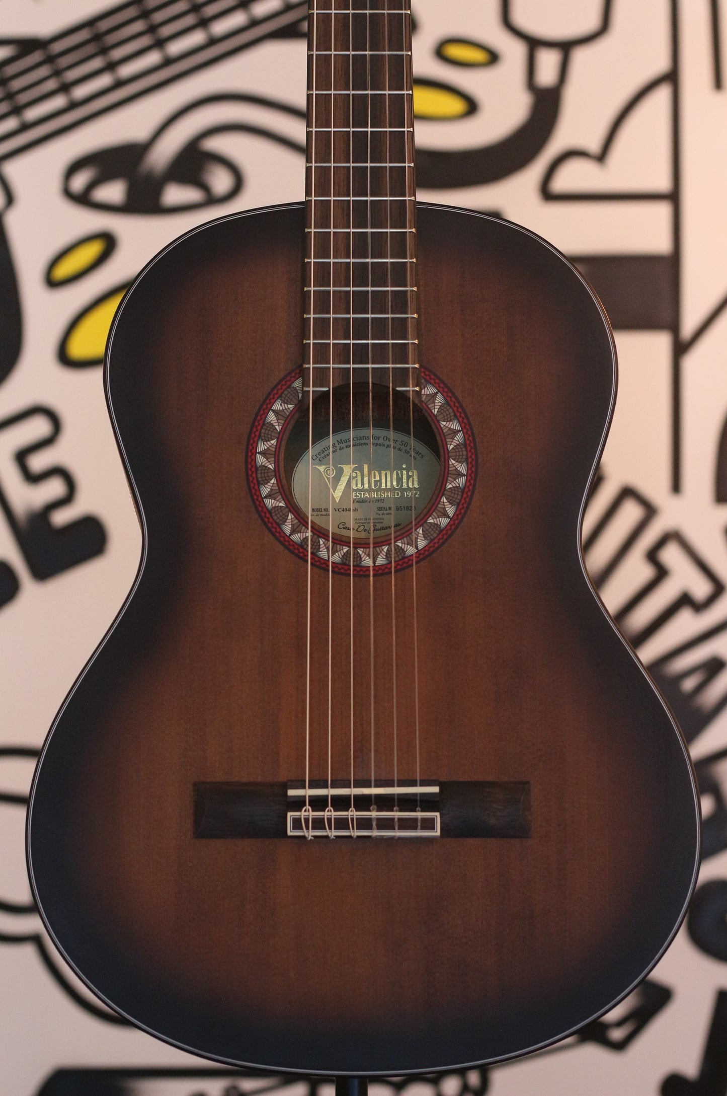 Valencia VC404 4/4 Classical Guitar - Historic Sunburst