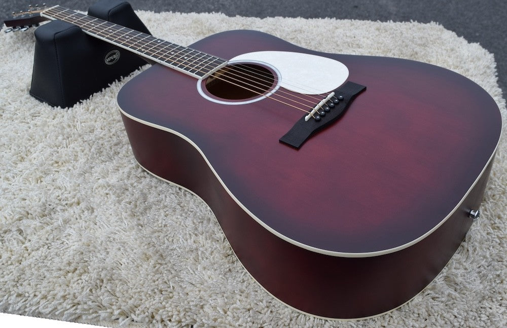 Madera SV411 Acoustic Guitar