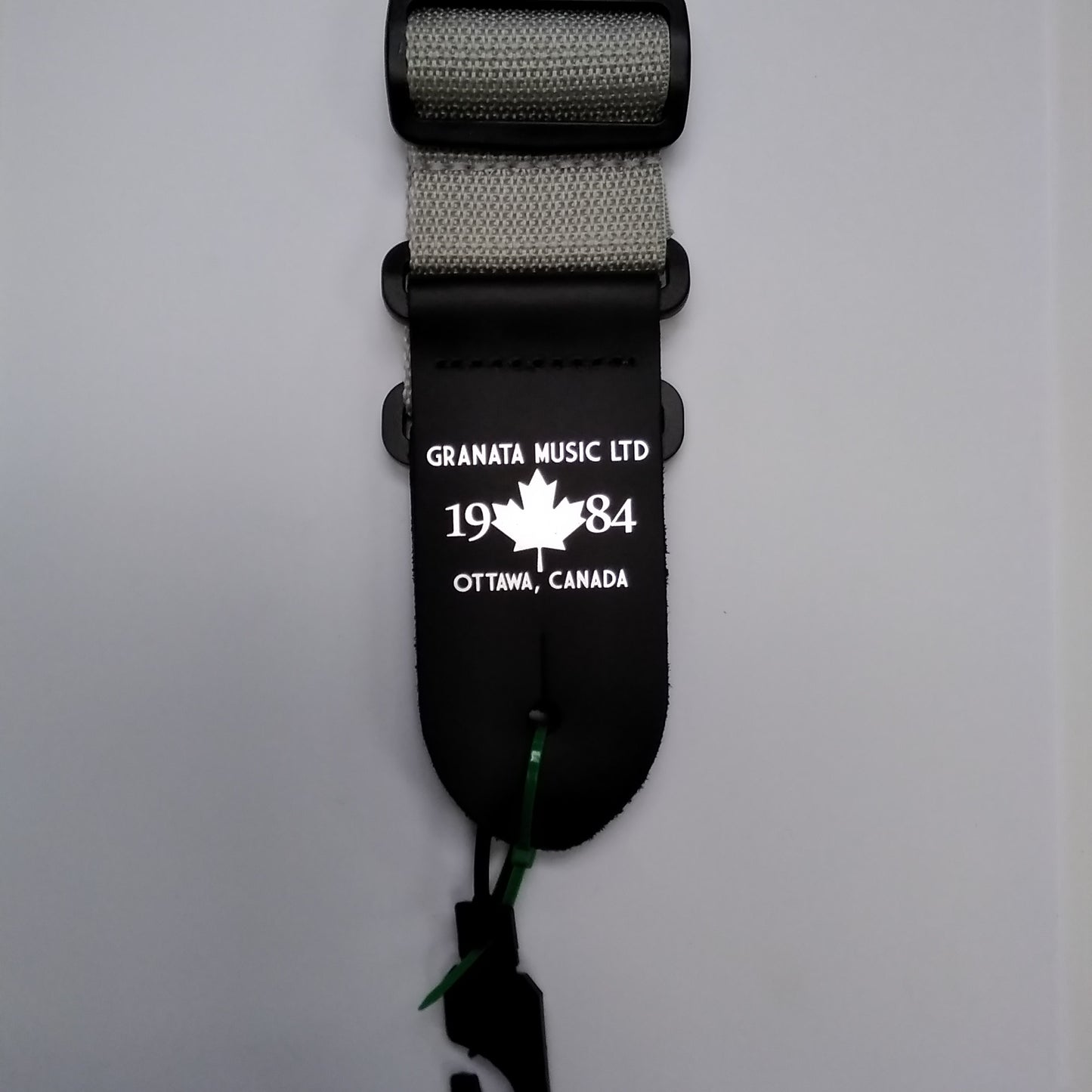 Poly Pro Guitar Strap /w Leather Ends